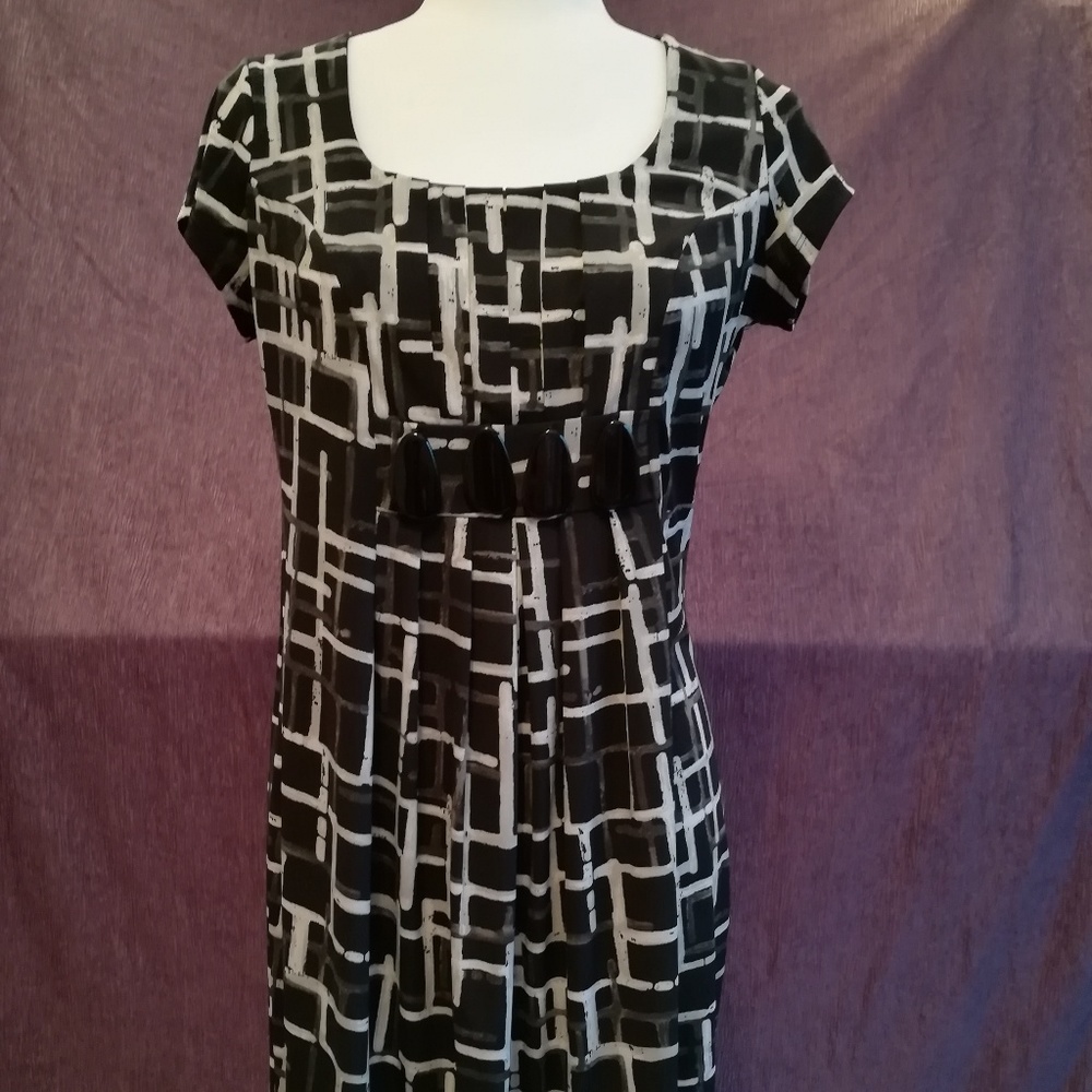 Geometric design pattern dress